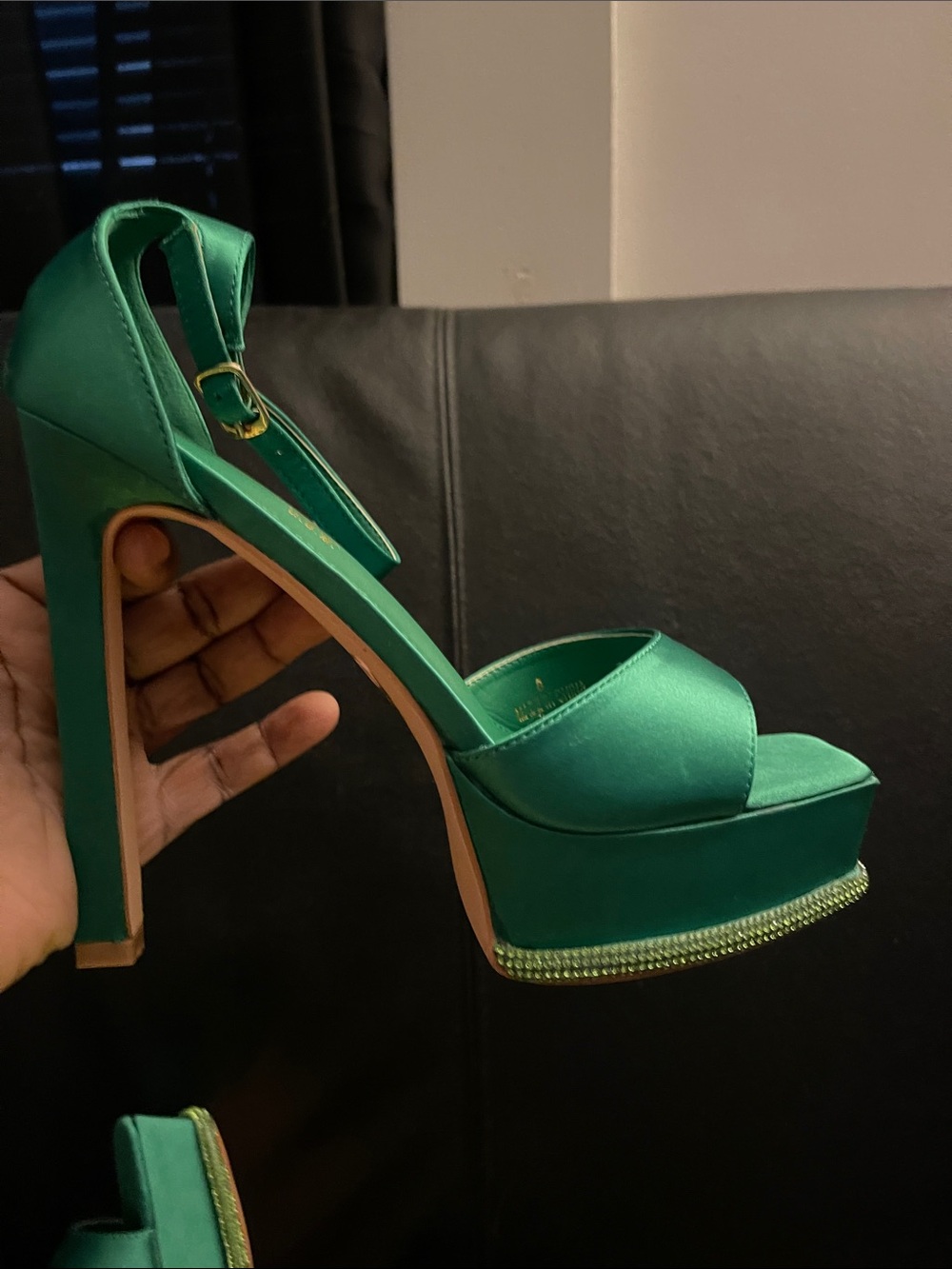Cathy Din 6” Gunnel Emerald Green Satin Platform Heels w/Ankle Strap Size 8 NWB